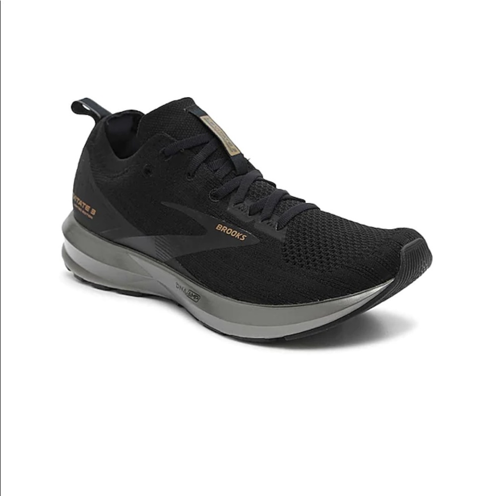 ✨NEW✨ BROOKS Levitate 3 Limited Edition